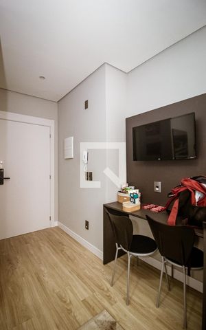 Studio para alugar com 23m², 1 quarto e 1 vaga Studio para alugar com 23m², 1 quarto e 1 vagaStudio