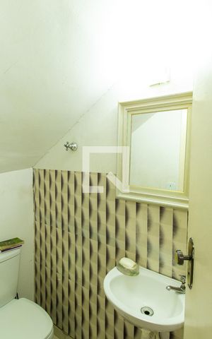 Casa de condomínio para alugar com 100m², 3 quartos e 1 vaga Casa de condomínio para alugar com 100m², 3 quartos e 1 vagaLavabo