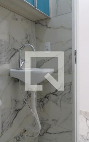 Apartamento para alugar com 30m², 1 quarto e sem vagaBanheiro