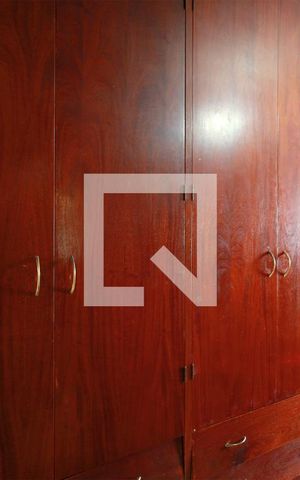 Casa à venda com 360m², 5 quartos e 2 vagasCorredor
