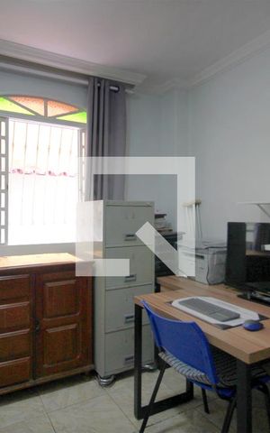 Casa à venda com 360m², 5 quartos e 2 vagasQuarto 4