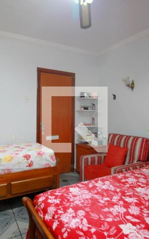 Casa à venda com 360m², 5 quartos e 2 vagasSuite 2