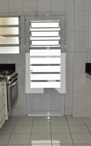 Casa à venda com 209m², 4 quartos e 4 vagasCozinha