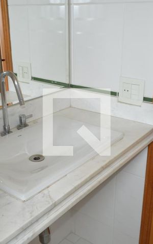 Casa à venda com 209m², 4 quartos e 4 vagasBanheiro da Suíte