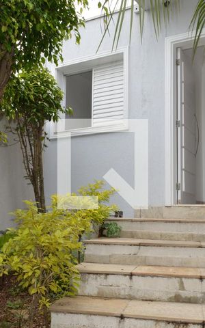 Casa à venda com 209m², 4 quartos e 4 vagasFachada