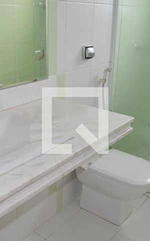 Casa à venda com 209m², 4 quartos e 4 vagasBanheiro