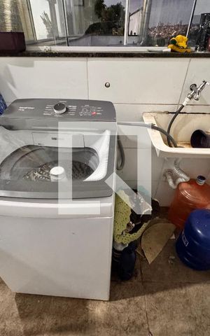 Apartamento à venda com 100m², 2 quartos e 1 vaga Apartamento à venda com 100m², 2 quartos e 1 vagaLavanderia