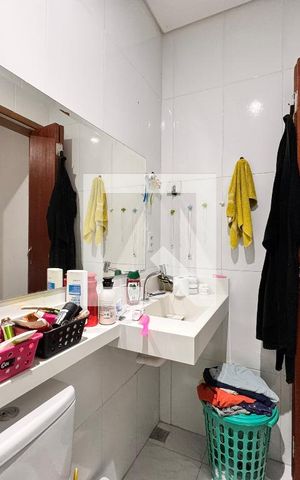Apartamento à venda com 100m², 2 quartos e 1 vaga Apartamento à venda com 100m², 2 quartos e 1 vagaBanheiro de suite
