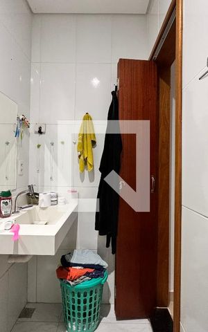 Apartamento à venda com 100m², 2 quartos e 1 vaga Apartamento à venda com 100m², 2 quartos e 1 vagaBanheiro de suite