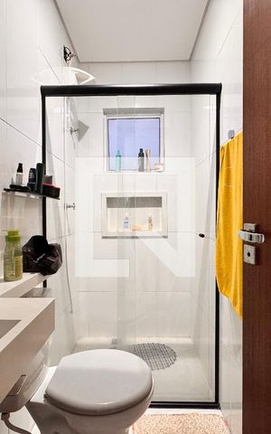 Apartamento à venda com 100m², 2 quartos e 1 vaga Apartamento à venda com 100m², 2 quartos e 1 vagaBanheiro