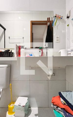 Apartamento à venda com 100m², 2 quartos e 1 vaga Apartamento à venda com 100m², 2 quartos e 1 vagaBanheiro de suite
