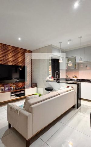 Apartamento à venda com 100m², 2 quartos e 1 vaga Apartamento à venda com 100m², 2 quartos e 1 vagaSala