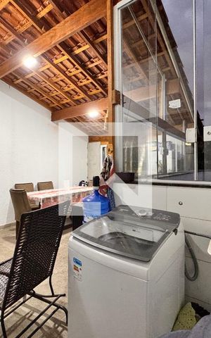 Apartamento à venda com 100m², 2 quartos e 1 vaga Apartamento à venda com 100m², 2 quartos e 1 vagaLavanderia