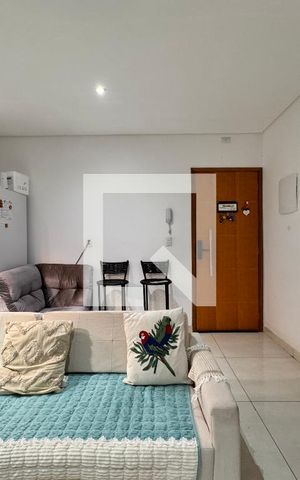 Apartamento à venda com 100m², 2 quartos e 1 vaga Apartamento à venda com 100m², 2 quartos e 1 vagaSala