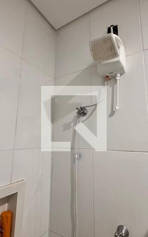 Apartamento à venda com 100m², 2 quartos e 1 vaga Apartamento à venda com 100m², 2 quartos e 1 vagaBanheiro de suite