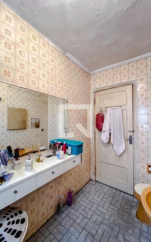Casa para alugar com 215m², 2 quartos e 1 vagaBanheiro