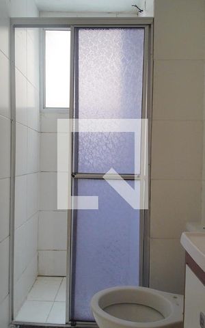 Apartamento para alugar com 42m², 2 quartos e sem vaga Apartamento para alugar com 42m², 2 quartos e sem vagaBanheiro