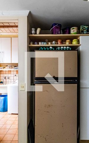 Casa à venda com 150m², 3 quartos e 4 vagas Casa à venda com 150m², 3 quartos e 4 vagasCozinha
