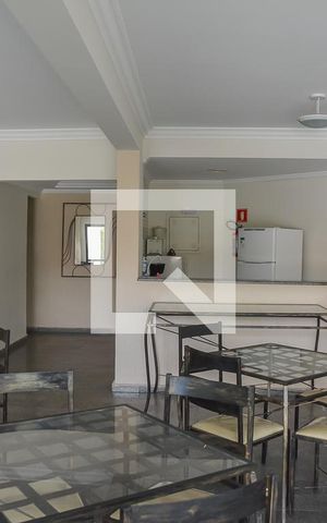 Apartamento à venda com 110m², 3 quartos e 2 vagas Apartamento à venda com 110m², 3 quartos e 2 vagasÁrea comum - Salão de festas