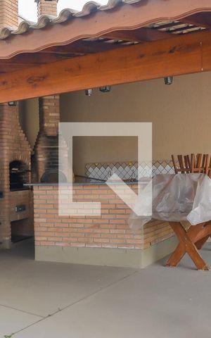 Apartamento à venda com 110m², 3 quartos e 2 vagas Apartamento à venda com 110m², 3 quartos e 2 vagasÁrea comum - Churrasqueira
