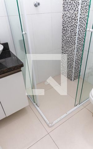 Casa para alugar com 50m², 2 quartos e sem vaga Casa para alugar com 50m², 2 quartos e sem vagaBanheiro