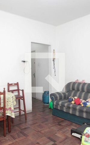 Apartamento à venda com 96m², 2 quartos e sem vagaSala