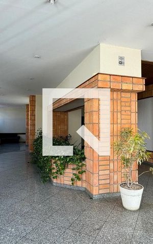 Apartamento à venda com 75m², 2 quartos e 1 vaga Apartamento à venda com 75m², 2 quartos e 1 vagaHall social