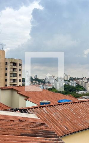 Casa à venda com 250m², 2 quartos e 3 vagas Casa à venda com 250m², 2 quartos e 3 vagasVista