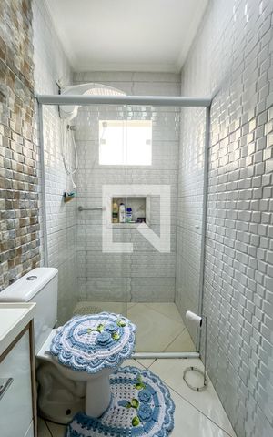 Casa à venda com 250m², 2 quartos e 3 vagas Casa à venda com 250m², 2 quartos e 3 vagasBanheiro da Suíte