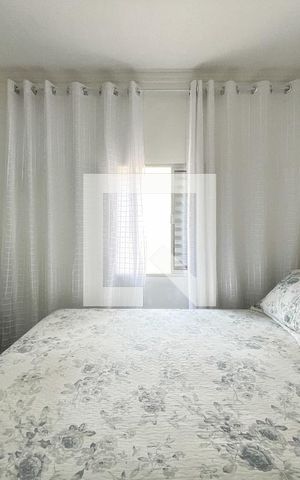Casa à venda com 250m², 2 quartos e 3 vagas Casa à venda com 250m², 2 quartos e 3 vagasSuíte