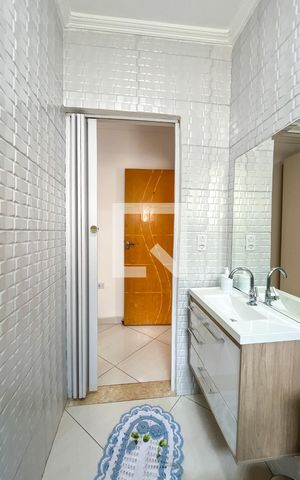 Casa à venda com 250m², 2 quartos e 3 vagas Casa à venda com 250m², 2 quartos e 3 vagasBanheiro da Suíte