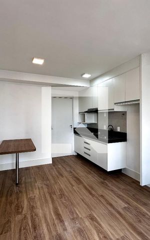 Apartamento para alugar com 32m², 1 quarto e sem vaga Apartamento para alugar com 32m², 1 quarto e sem vagaSala
