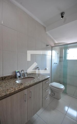 Casa à venda com 153m², 3 quartos e 1 vagaBanheiro da Suíte