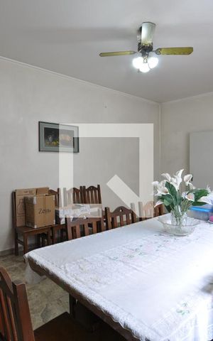 Casa à venda com 153m², 3 quartos e 1 vagaCopa