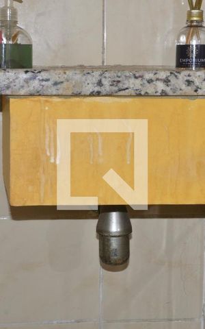 Casa à venda com 347m², 3 quartos e 2 vagasDetalhe - Lavabo