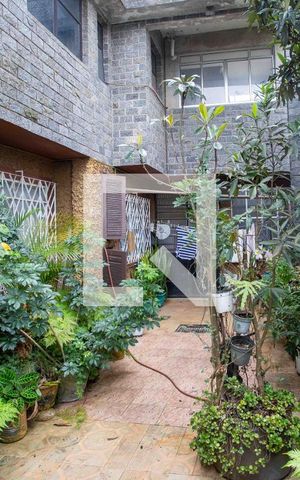 Casa à venda com 430m², 3 quartos e 3 vagasQuintal