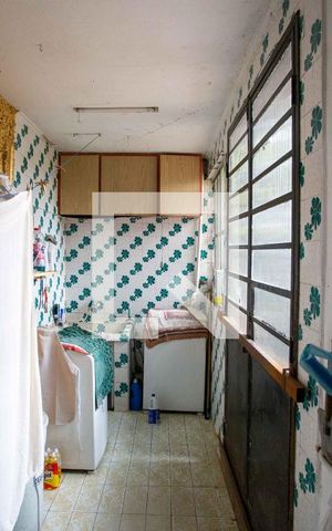 Casa à venda com 430m², 3 quartos e 3 vagasÁrea de Serviço