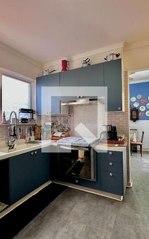 Casa à venda com 254m², 5 quartos e 2 vagas Casa à venda com 254m², 5 quartos e 2 vagasCozinha