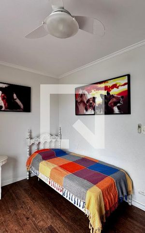 Casa à venda com 254m², 5 quartos e 2 vagas Casa à venda com 254m², 5 quartos e 2 vagasQuarto 4