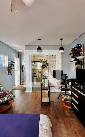 Casa à venda com 254m², 5 quartos e 2 vagas Casa à venda com 254m², 5 quartos e 2 vagasSuíte 2 fundos