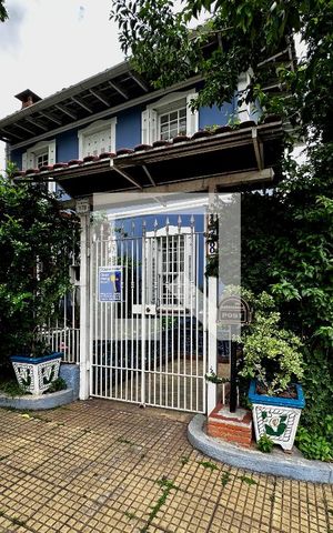Casa à venda com 254m², 5 quartos e 2 vagas Casa à venda com 254m², 5 quartos e 2 vagasFac