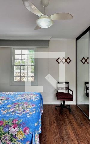 Casa à venda com 254m², 5 quartos e 2 vagas Casa à venda com 254m², 5 quartos e 2 vagasSuíte 1