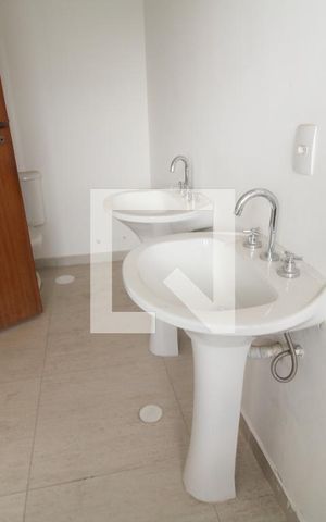 Apartamento à venda com 198m², 4 quartos e 3 vagasBanheiro suíte 1