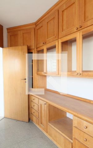Apartamento à venda com 198m², 4 quartos e 3 vagasCopa