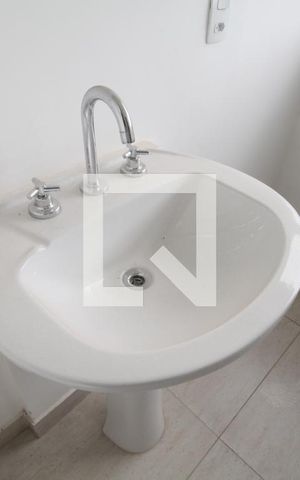 Apartamento à venda com 198m², 4 quartos e 3 vagasBanheiro suíte 2