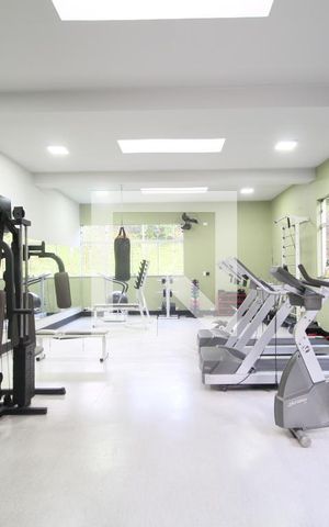Apartamento à venda com 198m², 4 quartos e 3 vagasAcademia
