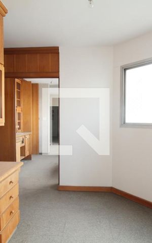 Apartamento à venda com 198m², 4 quartos e 3 vagasCopa