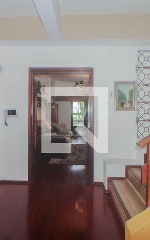 Casa à venda com 1089m², 5 quartos e 3 vagas Casa à venda com 1089m², 5 quartos e 3 vagasSala 2
