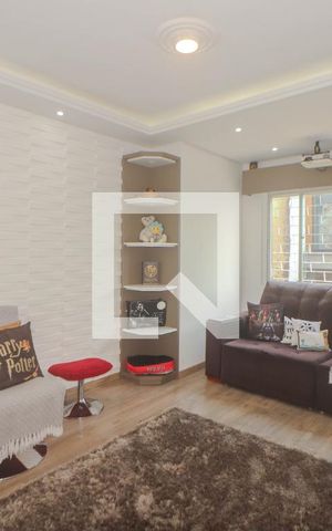 Casa à venda com 1089m², 5 quartos e 3 vagas Casa à venda com 1089m², 5 quartos e 3 vagasQuarto 2