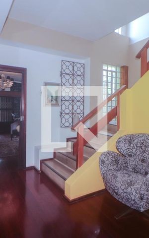 Casa à venda com 1089m², 5 quartos e 3 vagas Casa à venda com 1089m², 5 quartos e 3 vagasSala 2
